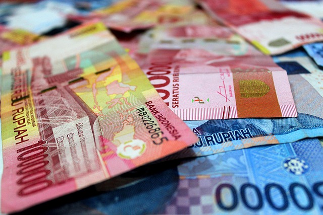 money 3431772 640